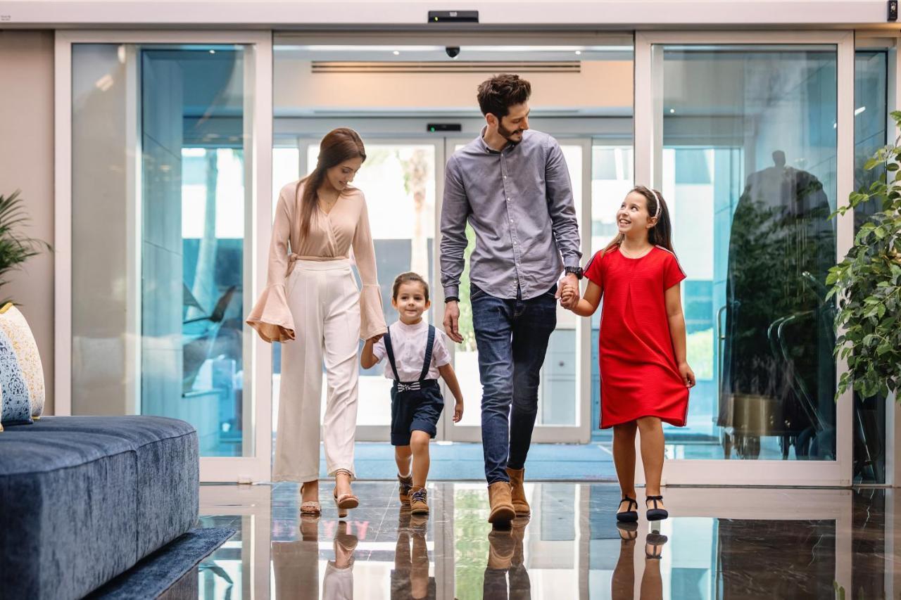 Centara West Bay & Residences Готель 5*