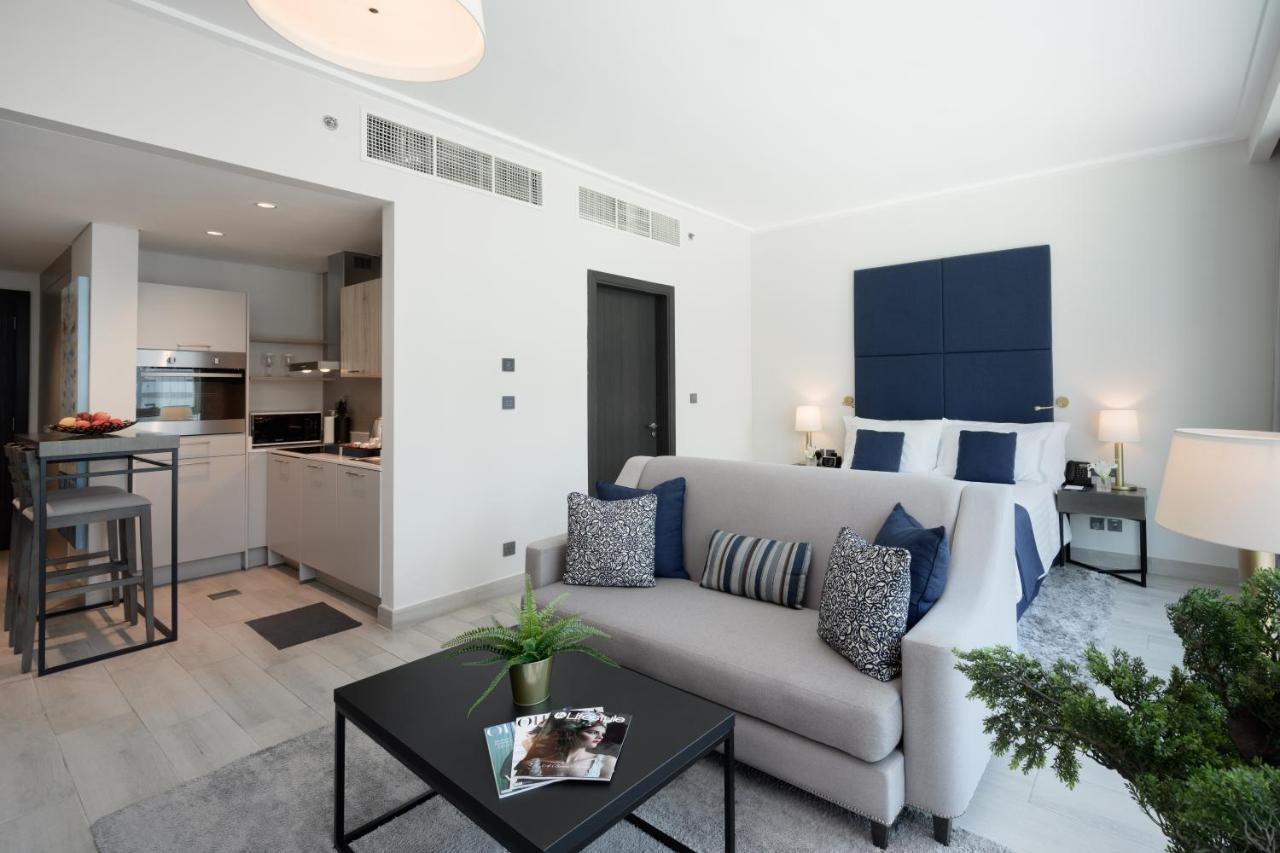 Готель Centara West Bay & Residences