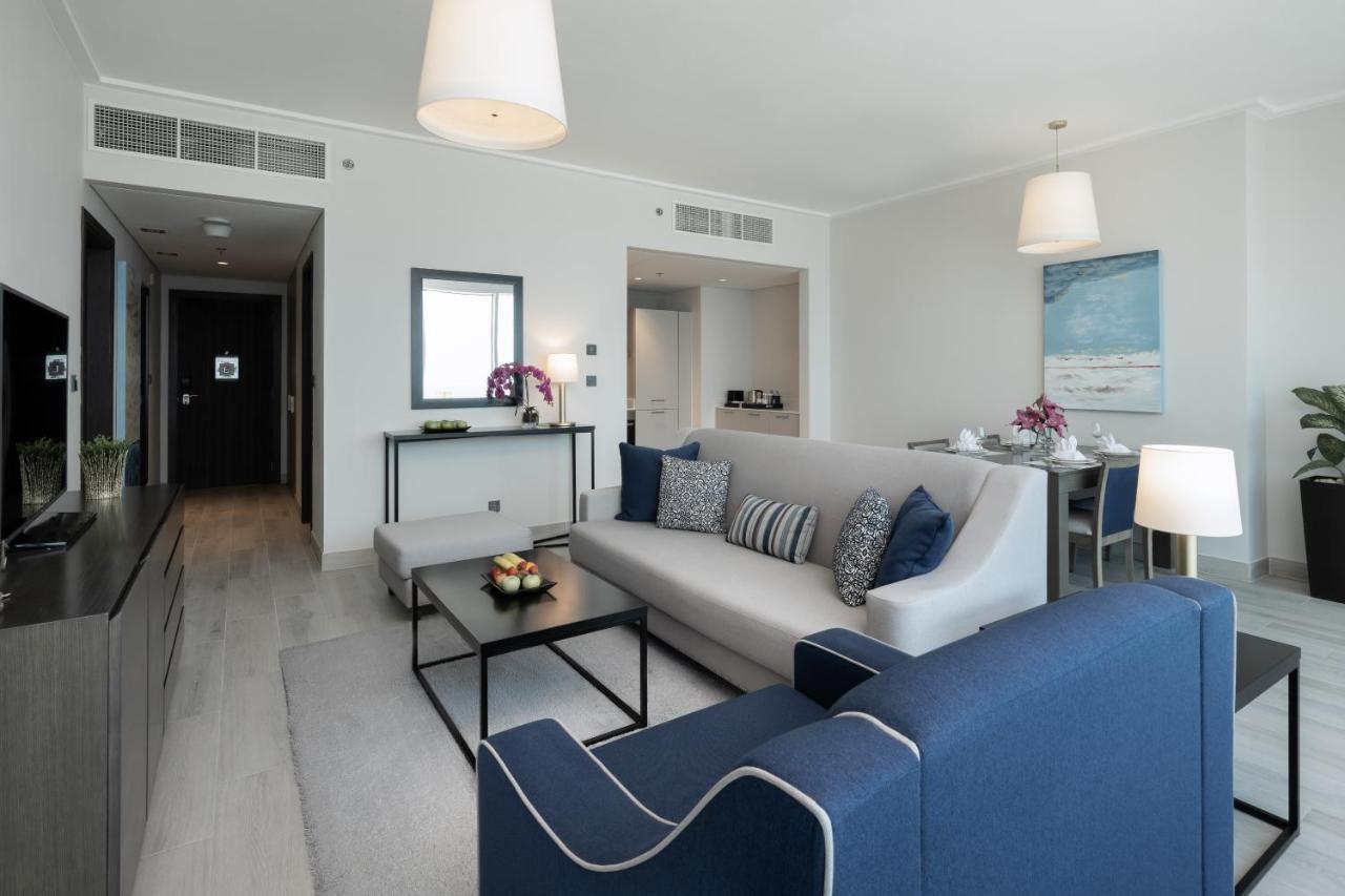 Готель Centara West Bay & Residences