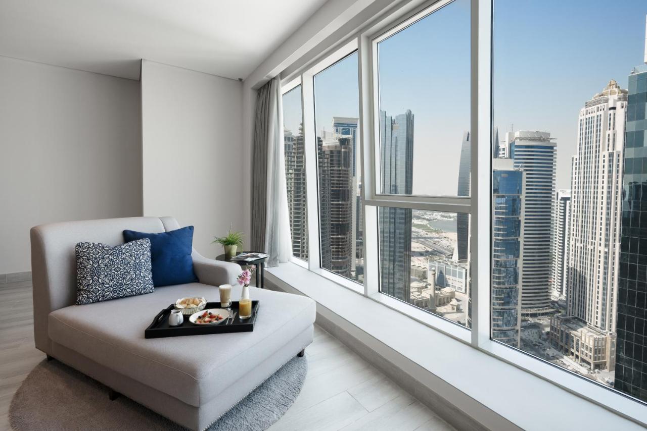 Готель Centara West Bay & Residences 5*